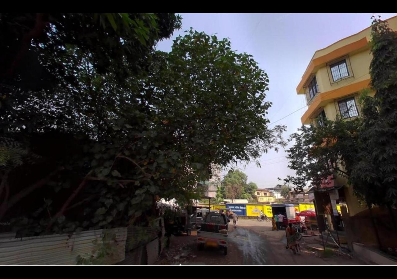 Hotel Sai Ganesh Lodging & Boarding By Wb Inn Titwala Exterior photo