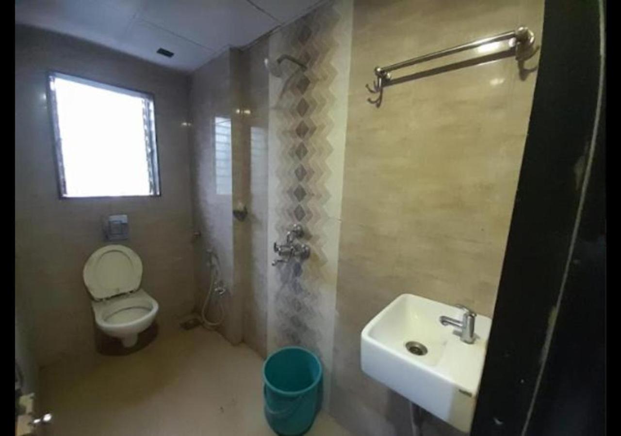Hotel Sai Ganesh Lodging & Boarding By Wb Inn Titwala Exterior photo